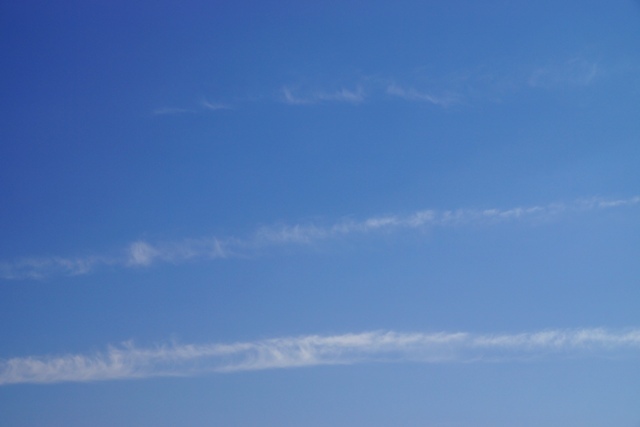 2月19日の朝の雲 地震雲.JPG