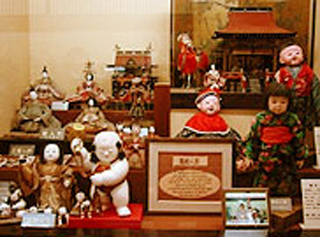 おもちゃと人形博物館2.jpg