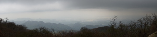 山頂からのパノラマ.JPG